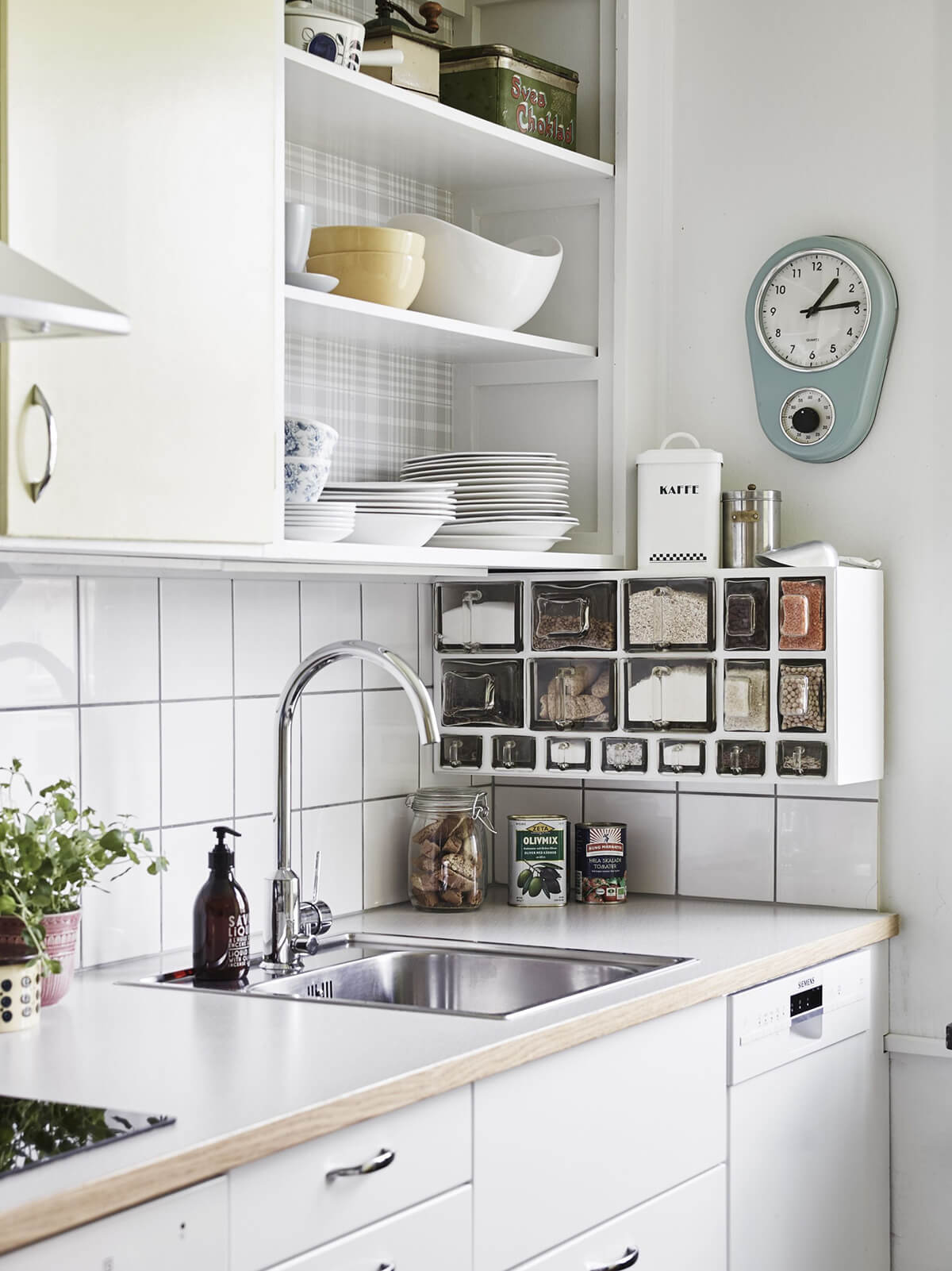 wall-mounted plastic drawers for kitchen