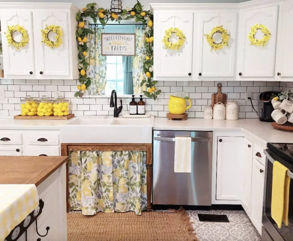 lemon wreaths and garland for kitchen decor ideas