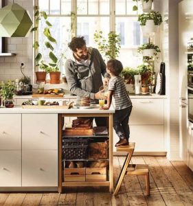 Design a Family Kitchen – Practical and Cozy