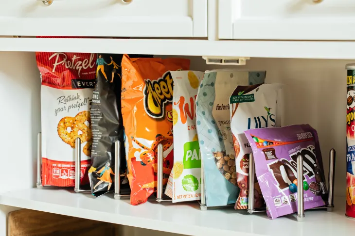 how to store chips in pantry using pot lid organizer